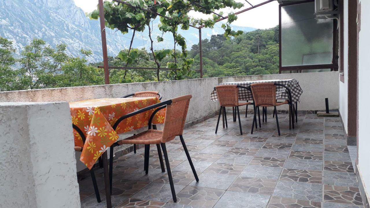 Vila Ruska Prčanj Exterior foto